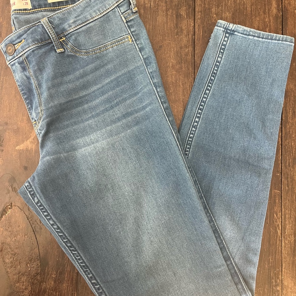 Hollister low-rise jeggings